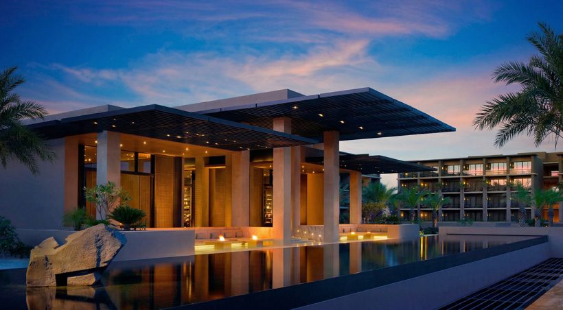 Εξωτερική όψη πολυτελούς ξενοδοχείου - Ξενοδοχειακές επενδύσεις 2026